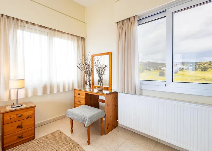 Chrysta * Agios Theodoros